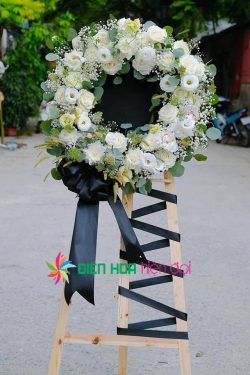 Vòng hoa tang lễ đẹp nhất – DH286
