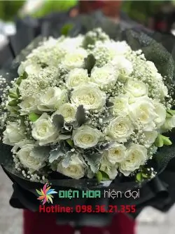 Bó hoa hồng trắng tone nhẹ – DH237