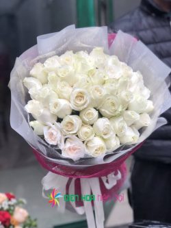 Bó hoa hồng trắng quyến rũ – DH253