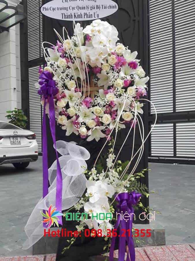Vòng hoa tang lễ Hà Nội - DH289