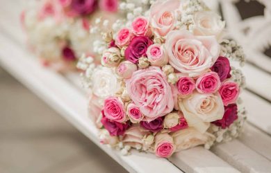 Gợi ý các mẫu hoa cưới cầm tay đẹp nhất và nơi bán uy tín