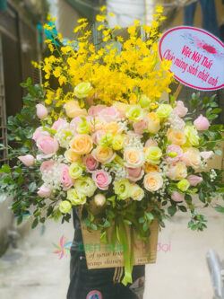 giỏ hoa vũ nữ DH258
